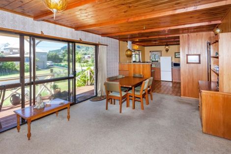 Photo of property in 207 Marie Crescent, Whangamata, 3620