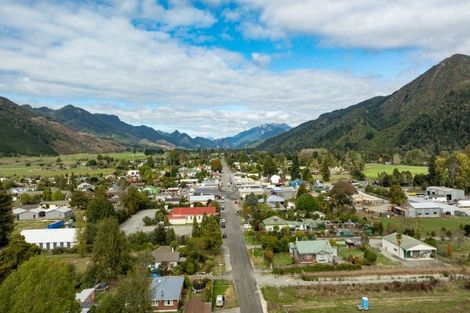 Photo of property in 136 Fairfax Street, Murchison, 7007