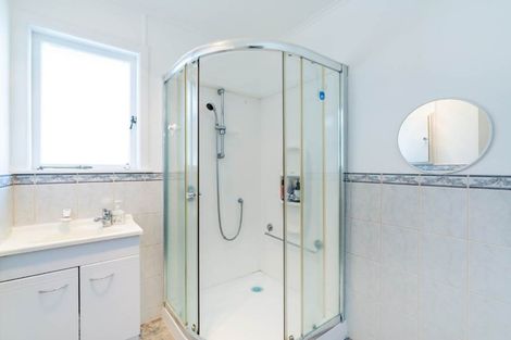 Photo of property in 178 Lincoln Road, Henderson, Auckland, 0610