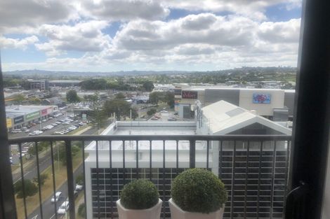 Photo of property in 12h/18 Ronwood Avenue, Manukau, Auckland, 2104