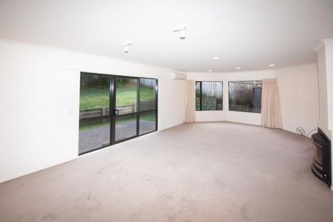 Photo of property in 39 Waverton Terrace, Churton Park, Wellington, 6037