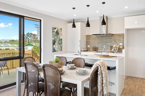 Photo of property in 5 Murray Ward Drive, Te Kauwhata, 3710