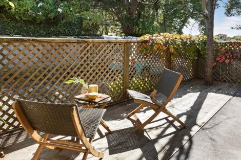 Photo of property in 45 Takahe Road, Titirangi, Auckland, 0604