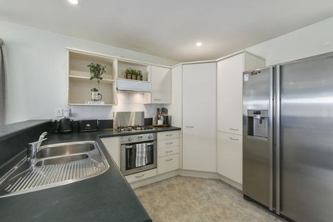 Photo of property in Colombo St Apartments, 3/10 Colombo Street, Newtown, Wellington, 6021