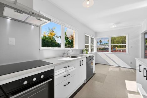 Photo of property in 5 Montana Place, Papakura, 2110