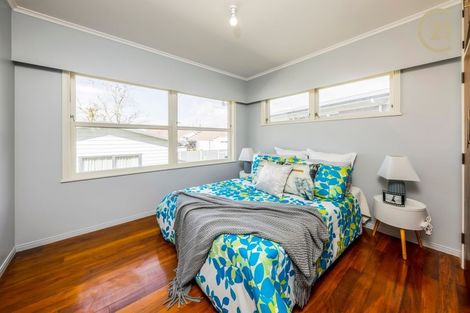 Photo of property in 3 Halberg Street, Papakura, 2110