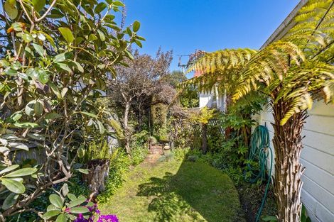 Photo of property in 63 Dryden Street, Sumner, Christchurch, 8081