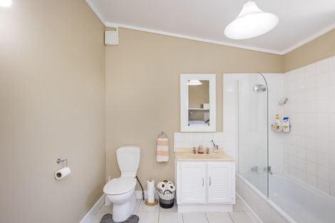 Photo of property in 58 Matipo Street, Takaro, Palmerston North, 4410