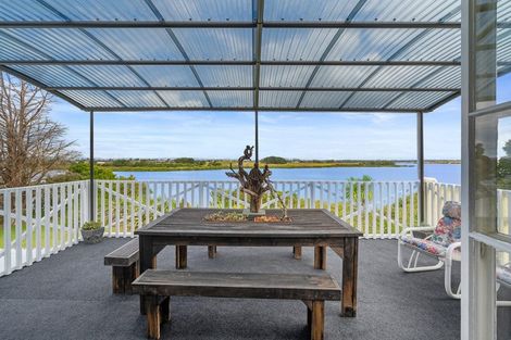 Photo of property in 39 Estuary Road, Weymouth, Auckland, 2103