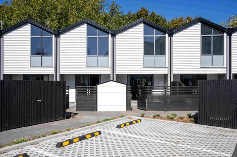 Photo of property in 3/27 Harewood Road, Papanui, Christchurch, 8053