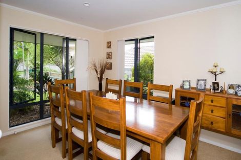 Photo of property in 20 Excelsa Place, Albany, Auckland, 0632