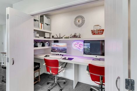 Photo of property in 17 Cameron Crescent, Rolleston, 7614