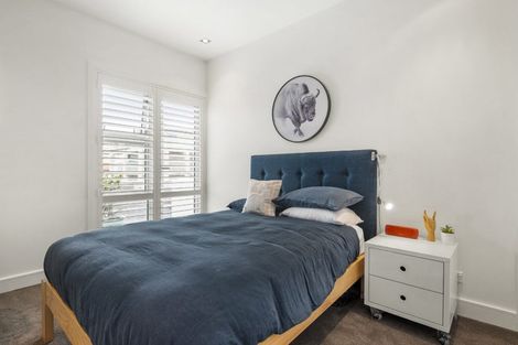Photo of property in 7/258 Hurstmere Road, Takapuna, Auckland, 0622