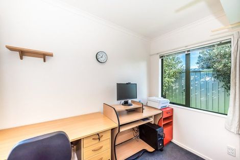 Photo of property in 71 Awatea Avenue, Paraparaumu, 5032