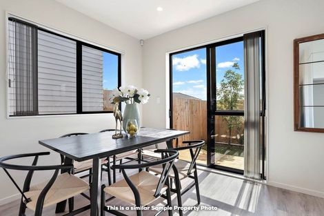 Photo of property in 1/60 Kelman Road, Kelston, Auckland, 0602