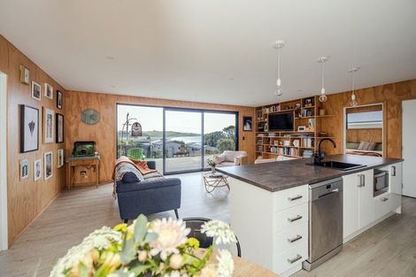 Photo of property in 13 Semple Street, Kakanui, Oamaru, 9495