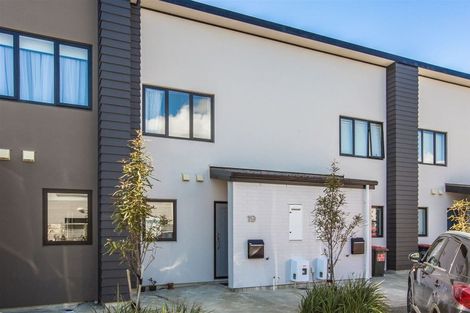 Photo of property in 19/9u Surrey Street, Tawa, Wellington, 5028