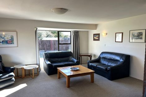 Photo of property in 1/16a Sayers Crescent, Ilam, Christchurch, 8041