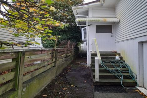 Photo of property in 27 Beauchamp Street, Karori, Wellington, 6012