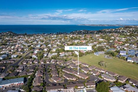 Photo of property in 30 The Grove, Red Beach, 0932