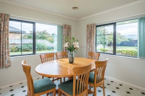 Photo of property in 52 Campion Road, Waikanae Beach, Waikanae, 5036