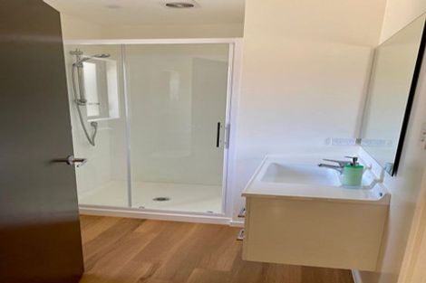 Photo of property in 19 Kingfisher Crescent, Albert Town, Wanaka, 9305