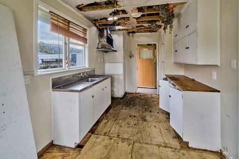 Photo of property in 11 Orewa Grove, Wainuiomata, Lower Hutt, 5014
