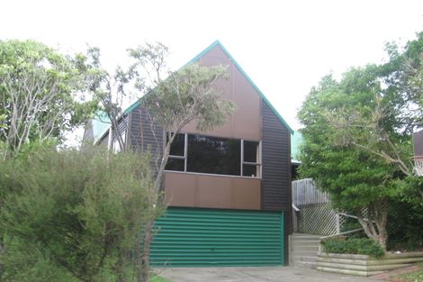 Photo of property in 38 Hicks Close, Whitby, Porirua, 5024