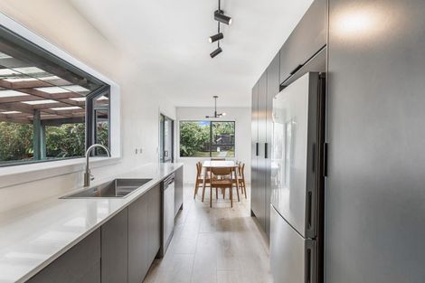 Photo of property in 22 Landsdale Place, Massey, Auckland, 0614