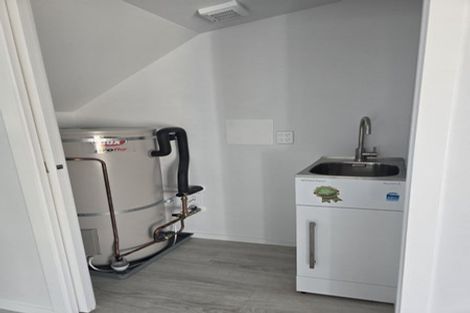 Photo of property in 7/64 Glen Road, Stokes Valley, Lower Hutt, 5019