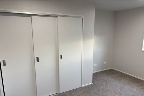 Photo of property in 7/25 Vodanovich Road, Te Atatu South, Auckland, 0610