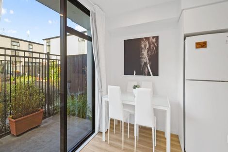 Photo of property in 1/8 New Brighton Road, Shirley, Christchurch, 8061