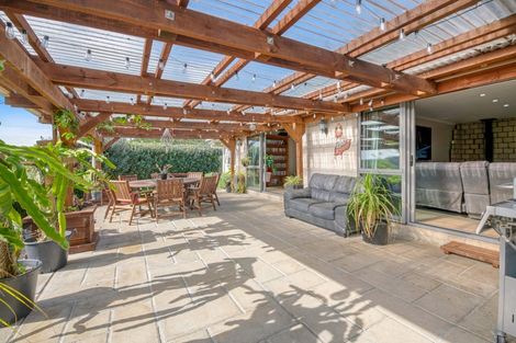 Photo of property in 42 Urumaraki Avenue, Helensville, 0800