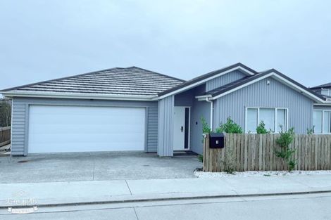 Photo of property in 3 Franheim Crescent, Orewa, 0931