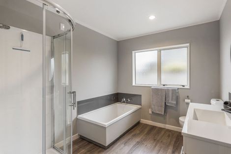 Photo of property in 20 Sunburst Court, Paraparaumu Beach, Paraparaumu, 5032