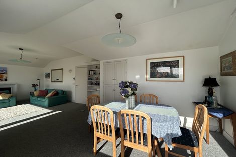 Photo of property in 1/1 Wilkinson Street, Oriental Bay, Wellington, 6011