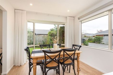 Photo of property in 20 Wendy Place, Heathcote Valley, Christchurch, 8022