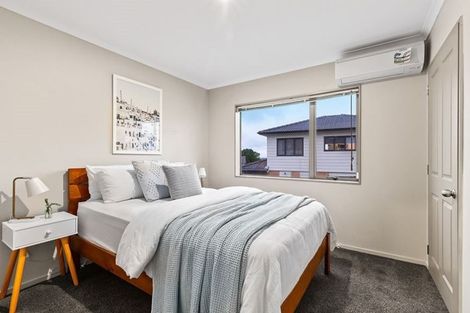 Photo of property in 12 Gordon Stanley Drive, Massey, Auckland, 0614