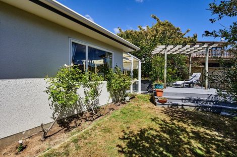 Photo of property in 9 Musket Lane, Whitby, Porirua, 5024