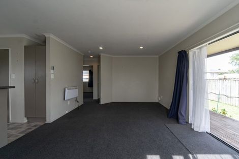 Photo of property in 7 Saint Lukes Place, Bader, Hamilton, 3206
