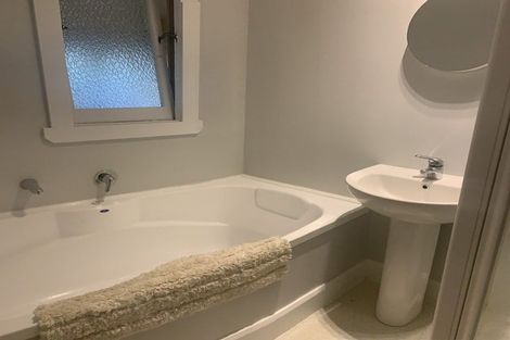 Photo of property in 11 Boundary Road, Claudelands, Hamilton, 3214