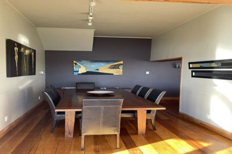 Photo of property in 17 Palliser Road, Roseneath, Wellington, 6011