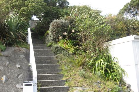 Photo of property in 15 Versailles Street, Karori, Wellington, 6012