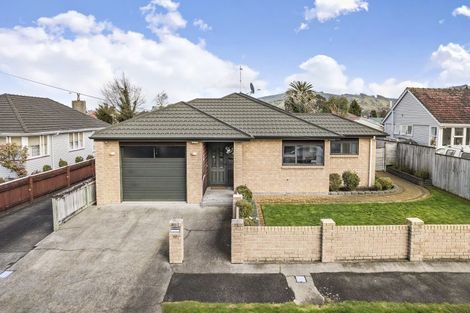 Photo of property in 12 Massey Street, Elderslea, Upper Hutt, 5018