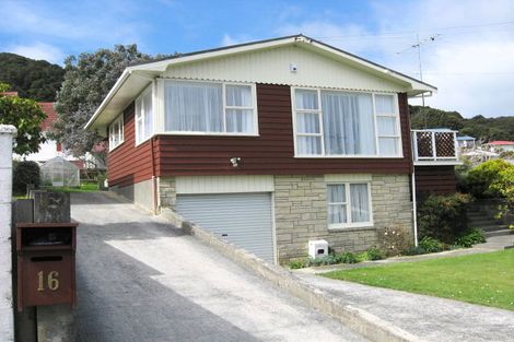 Photo of property in 16 Isabel Grove, Wainuiomata, Lower Hutt, 5014