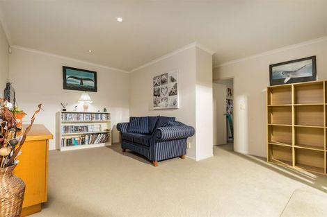 Photo of property in 107 Maire Road, Orewa, 0931