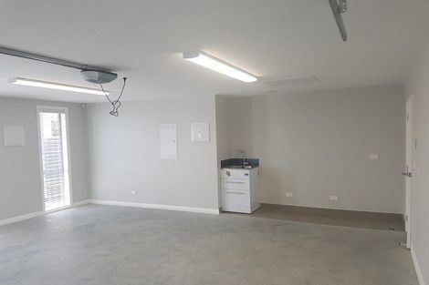 Photo of property in 3 Pae Moana Place, Stanmore Bay, Whangaparaoa, 0932