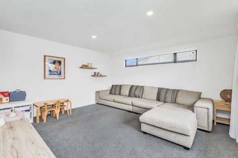Photo of property in 3 Guyon Street, Marshland, Christchurch, 8083