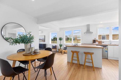 Photo of property in 8 Henderson Crescent, Parkvale, Tauranga, 3112