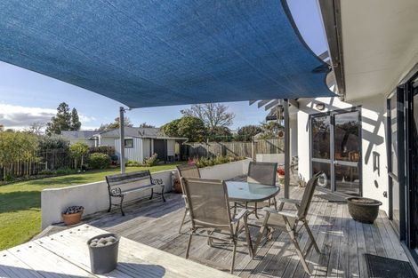 Photo of property in 20 Kowhai Street, Strandon, New Plymouth, 4312